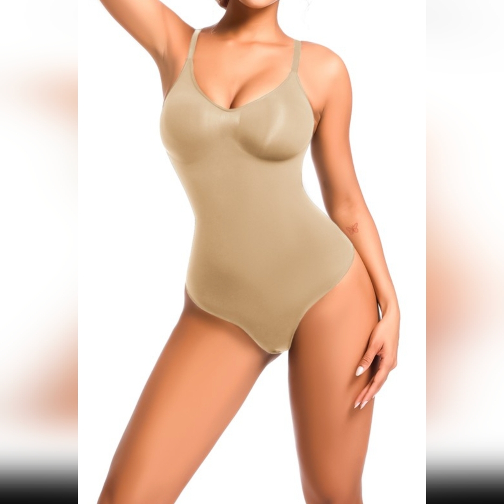 New Fullness Slim Seamless Sculpt Thong Bodysuit
